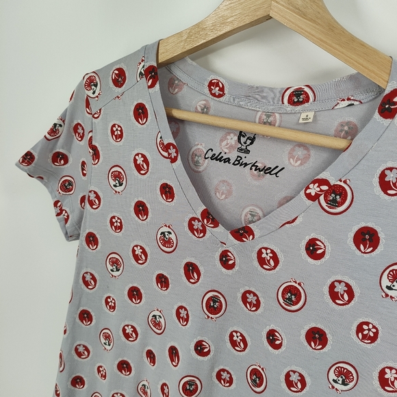 Celia Birtwell X Uniqlo | graphic tee - Picture 2 of 5